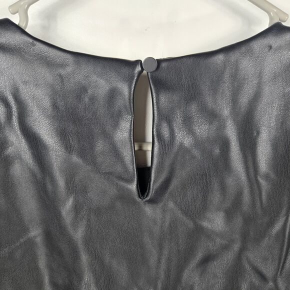 For Cynthia Women's Size Large Black Faux Leather Tank Top Feather Trim NWT - Picture 4 of 6